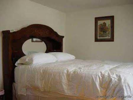 The Sunny Grange Bed & Breakfast Campton ห้อง รูปภาพ